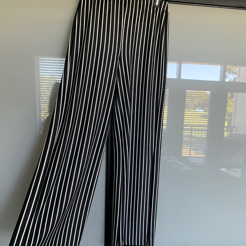 Wide leg pants